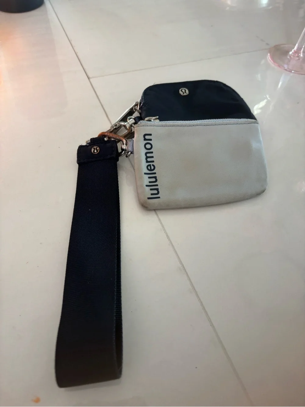 lululemon athletica Two-Tone Small Wristlet Pouch - Black & Light Gray